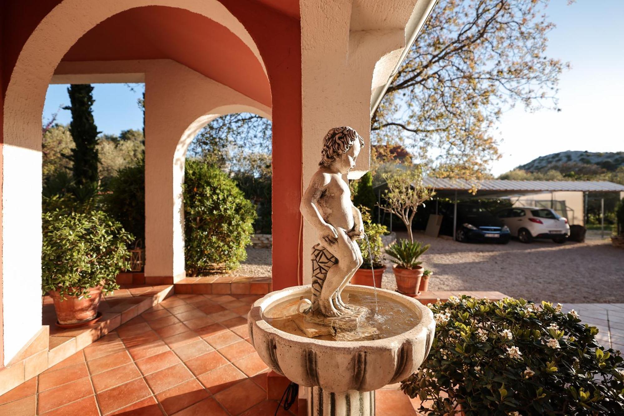 Villa Arta Драге Экстерьер фото